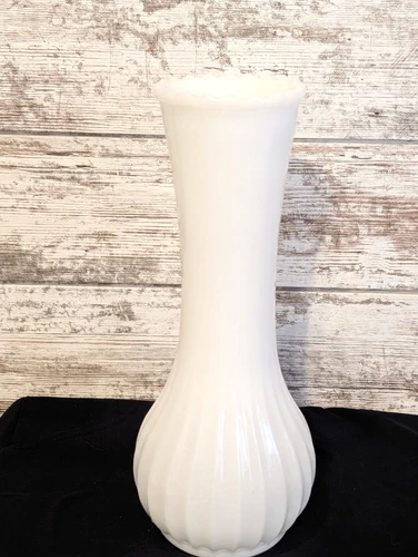 Vintage Milk Glass Ribbed 12" Vase Sawtooth Scalloped Rim