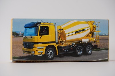 (M50) CONRAD 4045 Liebherr HTM 704 Betonmischer Mercedes Actros 2631  1:50