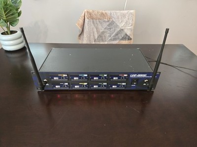 VocoPro UHF-8800 Professional 8 Channel UHF Wireless Microphone SYSTEM