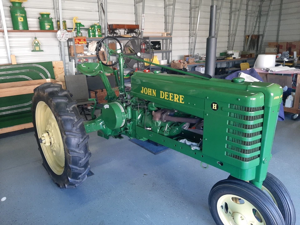 John Deere "H" 1940 listo para Prade. Foto 3 de 4