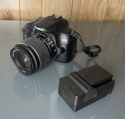 Canon EOS Rebel T6 18MP Digital SLR Black w/ 18-55mm Lens, Charger Strap
