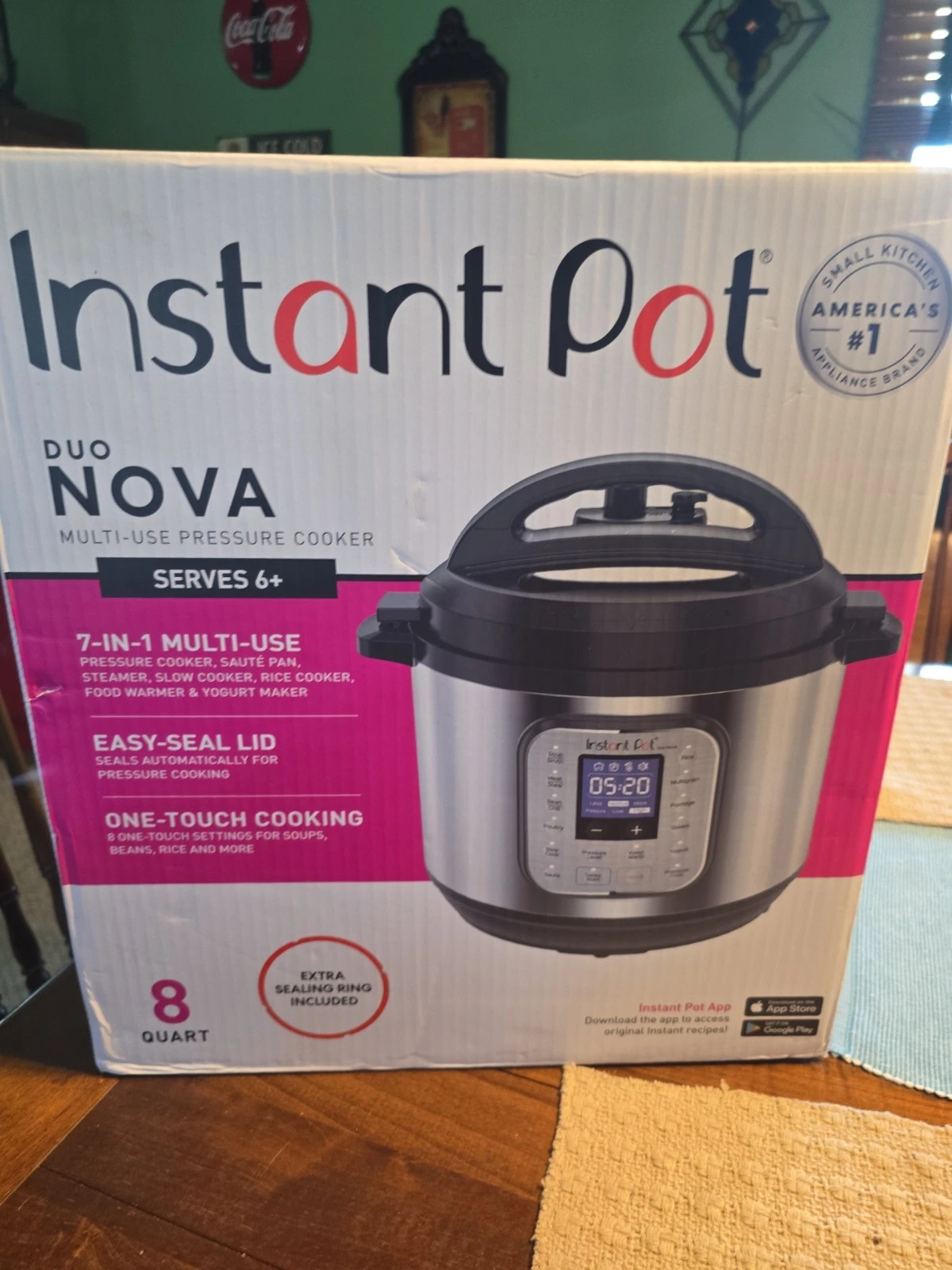 INSTANT POT DUO NOVA 8 QUART MULTI USE PRESSURE COOKER Used 1x