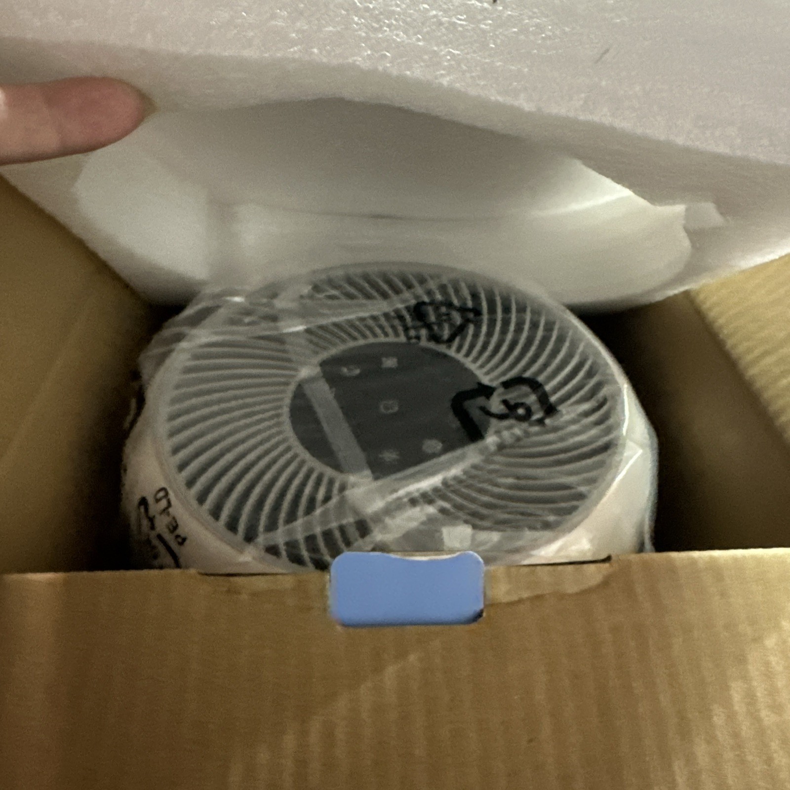 New Levoit Core P350-P Pet Care Air Purifier Gray new 