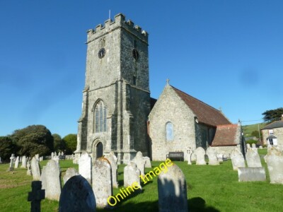 Photo 6x4 St Andrew's churchyard, Chale (4)  c2012