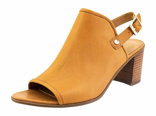 franco sarto humor sandal