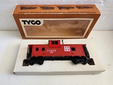 Vintage Tyco HO Santa Fe 40 Foot Caboose A.T. & S.F. 7240 Train Passenger Car