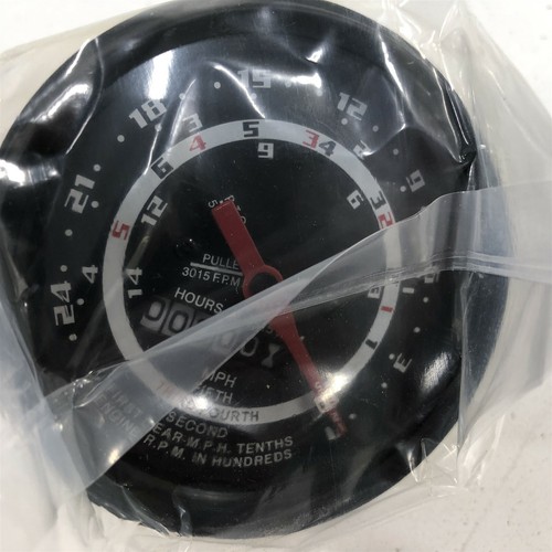 (1) Ford Tractor Tachometer C3NN17360K 5 Speed 500 600 700 800 900 2000 4000 - Picture 6 of 7