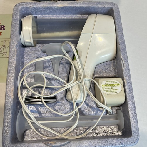 Vintage Electric Cookie Press WearEver Super Shooter Canape Candy Maker #70001 - Picture 2 of 9