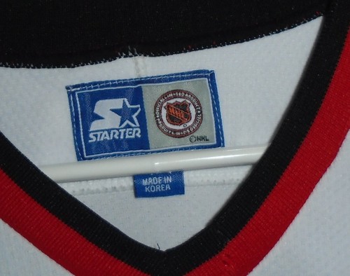 Vintage 90s Starter Youth Chicago Blackhawks Jersey Boy's Size Small NHL Hockey - Picture 2 of 3