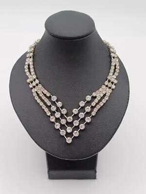 Brandneu mit Etikett Bijoux Terner Vintage-inspiriertes elegantes passendes Schmuckset mit Strass