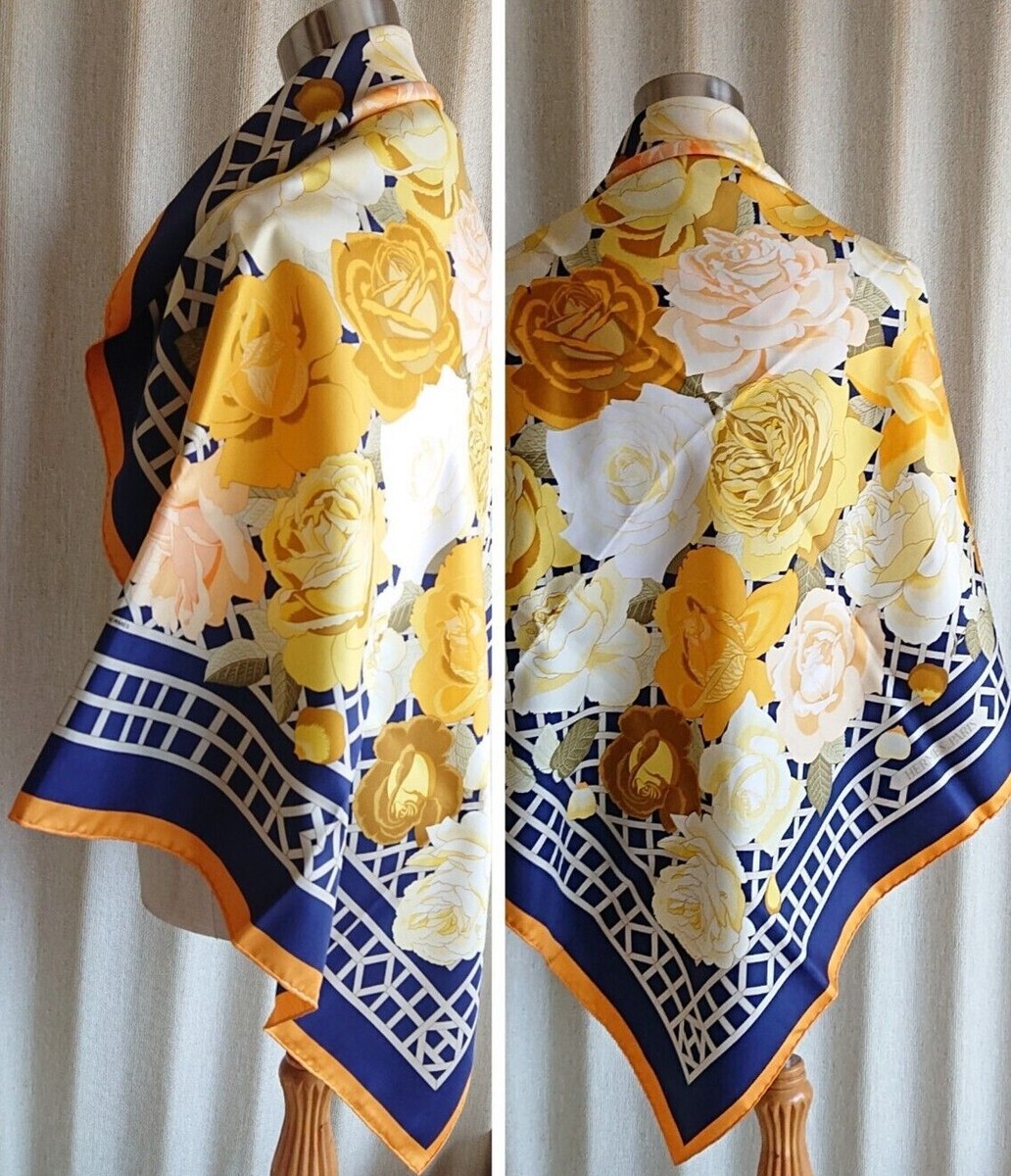 Beautiful]HERMES Carre 90 Scarf ROSERAIE 100% Silk Navy blue