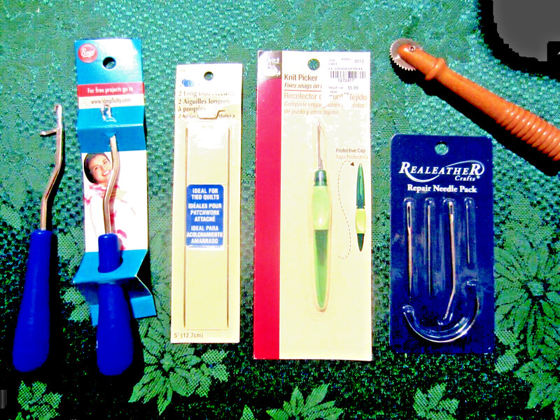 LOT OF SEWING NEEDLES & HOOKS AND ONE TRACER