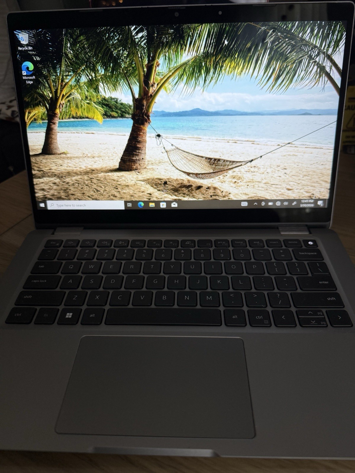 Dell Latitude 5330, 13.3-Inch Laptop, with Intel Core i7-1265U, 256 GB SSD (Solid State Drive), Windows 10 Pro