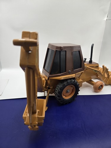 1986 ERTL 1:16 Scale Case 580E Diecast King Loader Backhoe - Very Good Condition - Picture 5 of 14