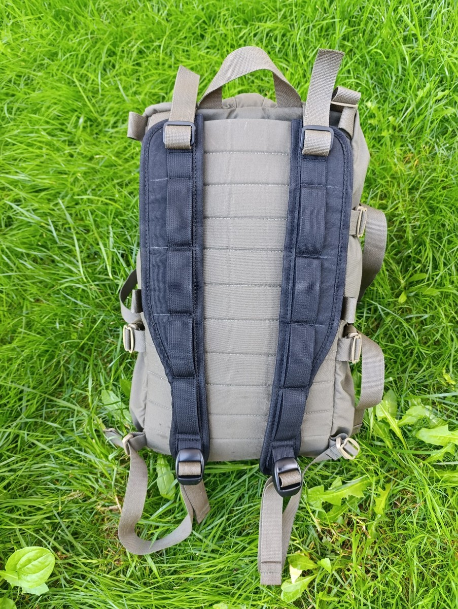 Ergonomic minimaliatic shoulder straps for Hill People Gear HPG