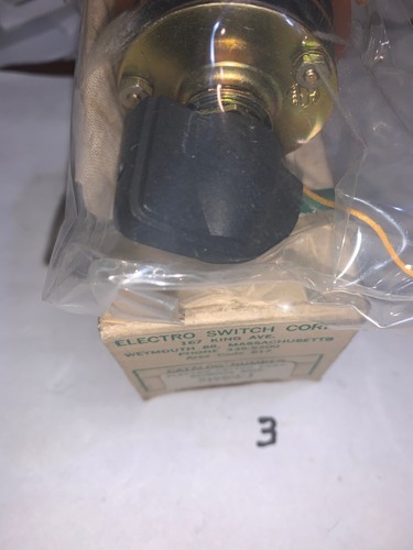 Electro Switch Catalog Number 31904LJ Brand You In Box - Picture 9 of 12