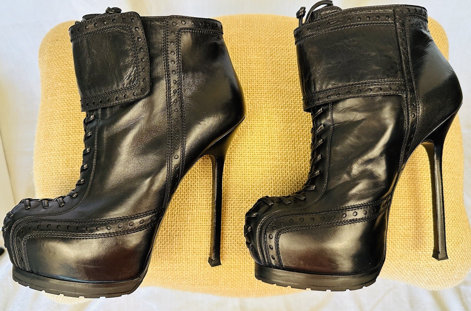 SAINT LAURENT Stivali originali YSL TRIBTOO Plateau Tacchi in Pelle Lacciati Neri 38 5 ITALIA