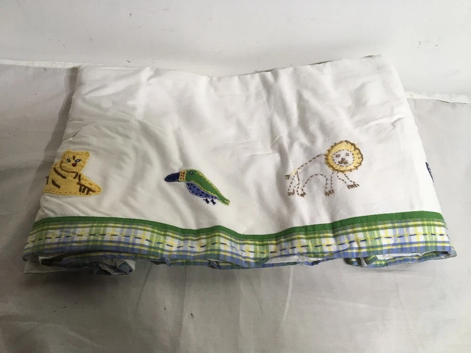 NUEVO CON ETIQUETAS Pottery Barn Niños en el Zoo Animales Bebé Cuna Cama Falda Polvo Volantes Foto 3 de 4