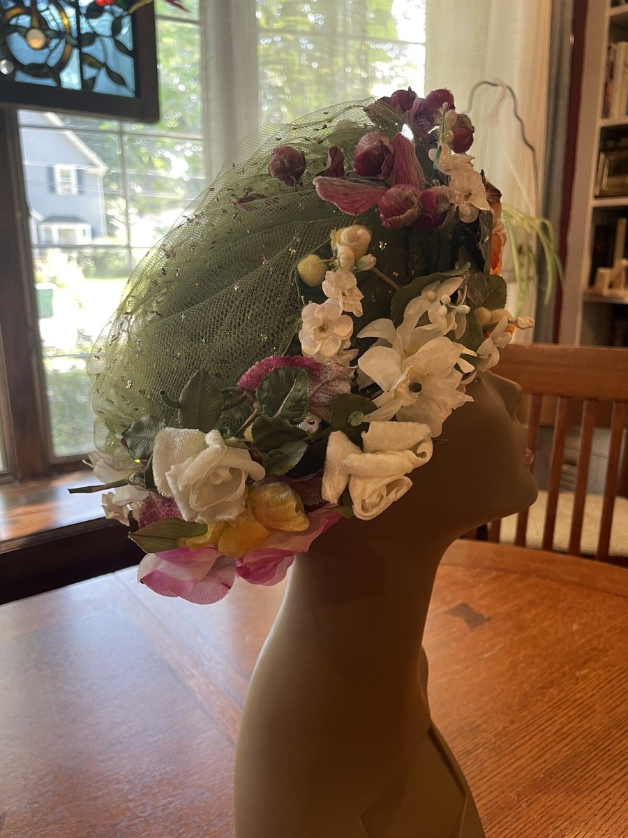 Vintage 1960s Christian Dior Chapeaux- Paris New York  display picture 3