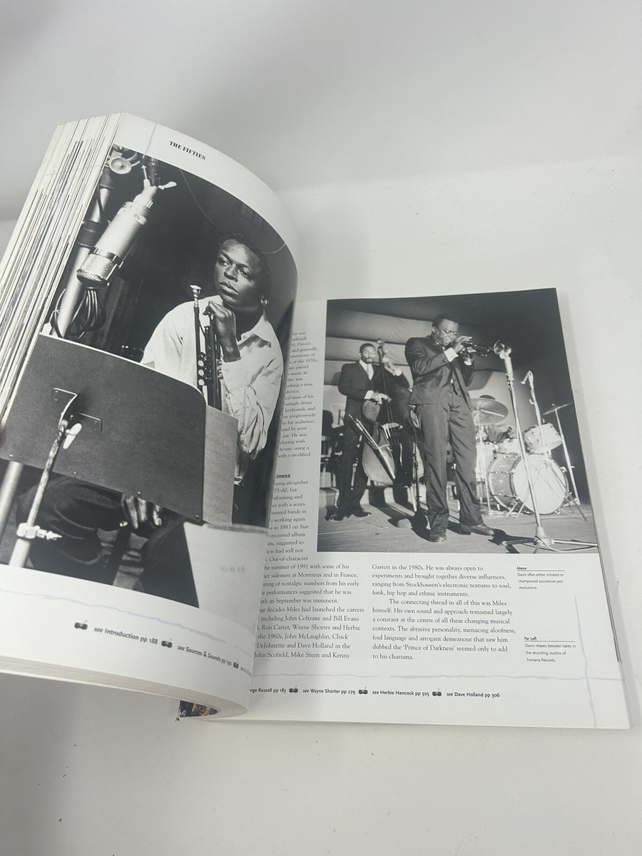The Definitive Illustrated Encyclopedia of Jazz & Blues
