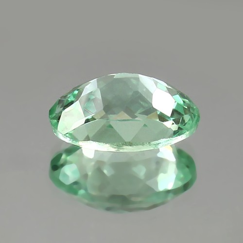 AAA 4.25 Ct Natural Ceylon Green Sapphire Oval Cut Loose Gemstone 11x8x5 mm - Picture 4 of 4