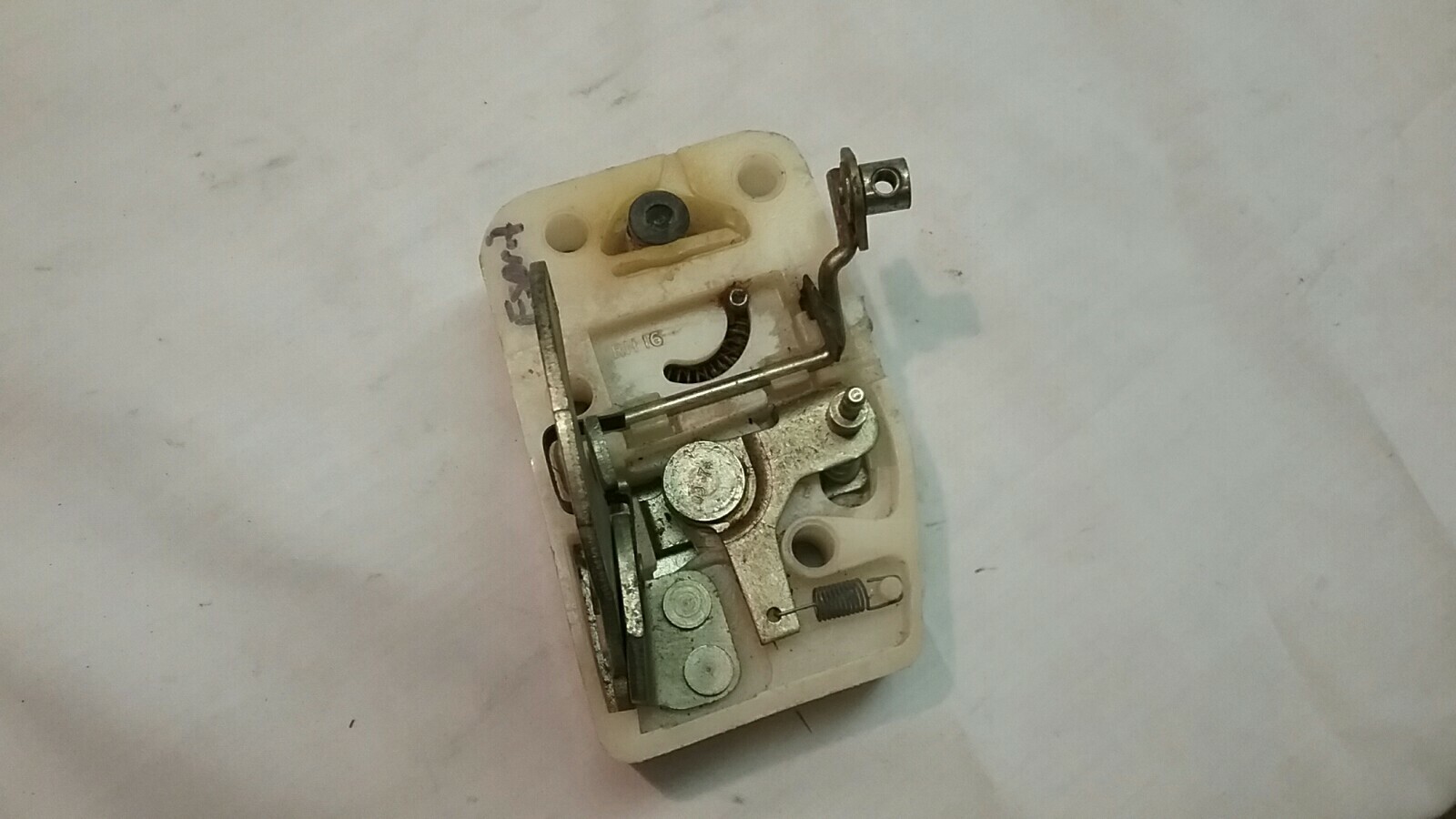 Lotus Esprit - NOS RH Door Latch