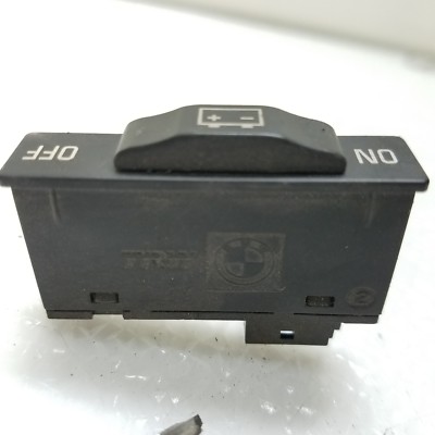 2006-2008 BMW 750Li E65 Battery Power Distribution On Off Switch 8379594