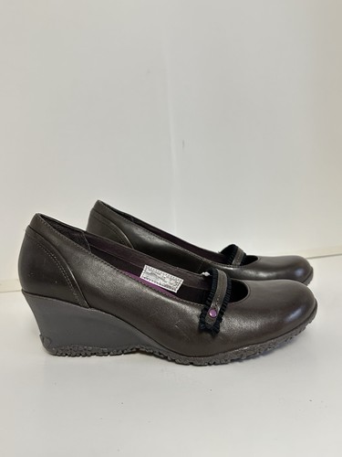 NWT Merrell Size 8.5 Petunia Espresso Brown Leather Wedge Slip On Shoes