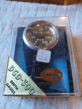 Vintage Dacor Diving Depth Gauge DGD-300 Professional Oil Filled Wrist Strap 