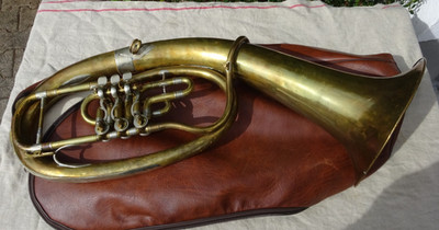 Altes Tenorhorn F.W. Dörre Trichter ca. 26,5 cm