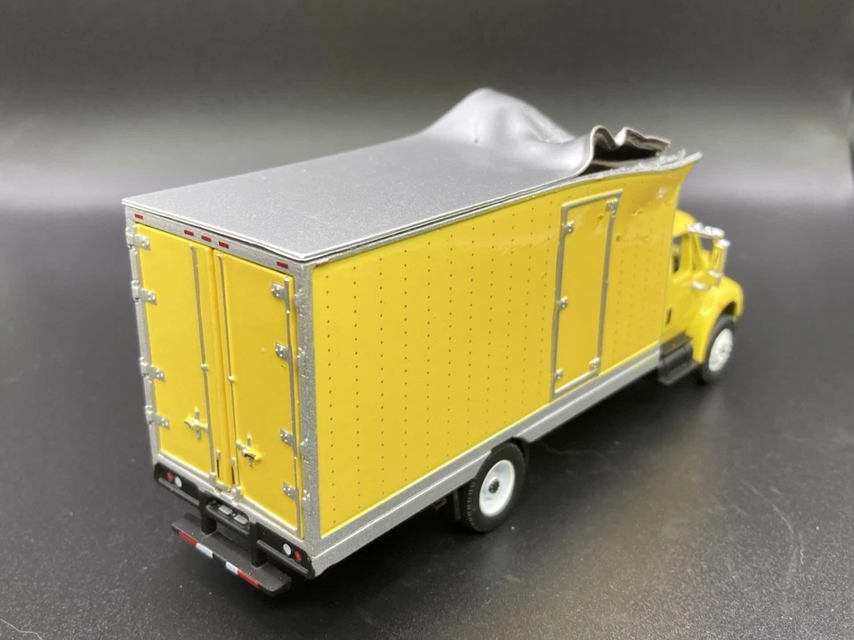 Camión de carga International Durastar 2013 1/64 diecast destrozado luz verde personalizada Foto 3 de 4