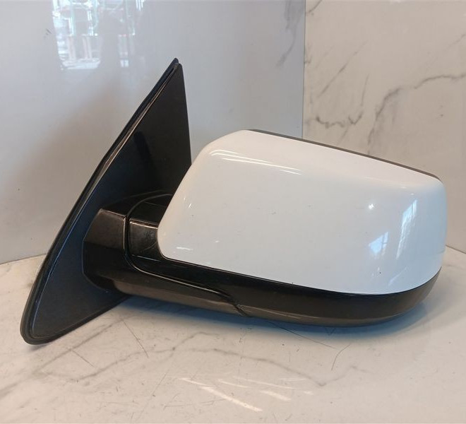 2015-2020 GMC Yukon Chevy Tahoe Left Driver LH Side View Mirror Door White Oem