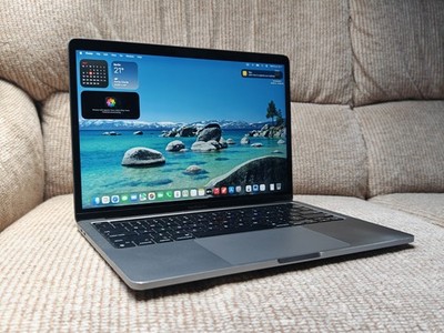 Apple MacBook Pro 2020 Retina 13.3'' M1 16GB 256GB SSD 81%