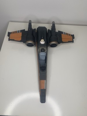 Hasbro Star Wars The Force Awakens Poe Dameron s X-Wing Fighter 2015 Incomplete