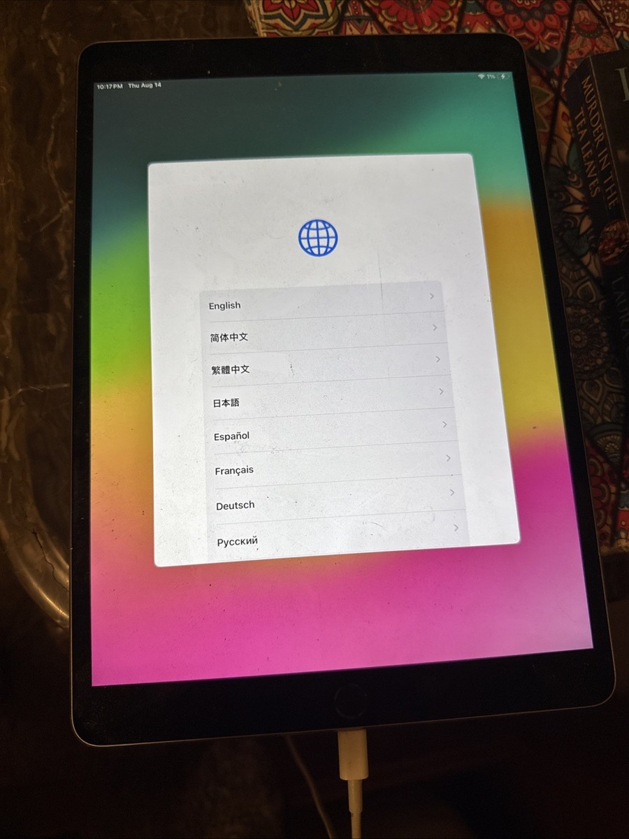 Apple iPad Pro (10.5-inch) A1709 64 GB, Wi-Fi + 4G, 10.5 in
