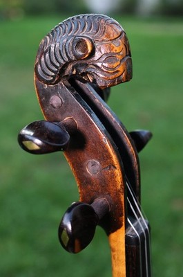 Old LION HEAD ANTIQUE GERMANY VIOLIN. LISTEN to the VIDEO! Seb. Schelle