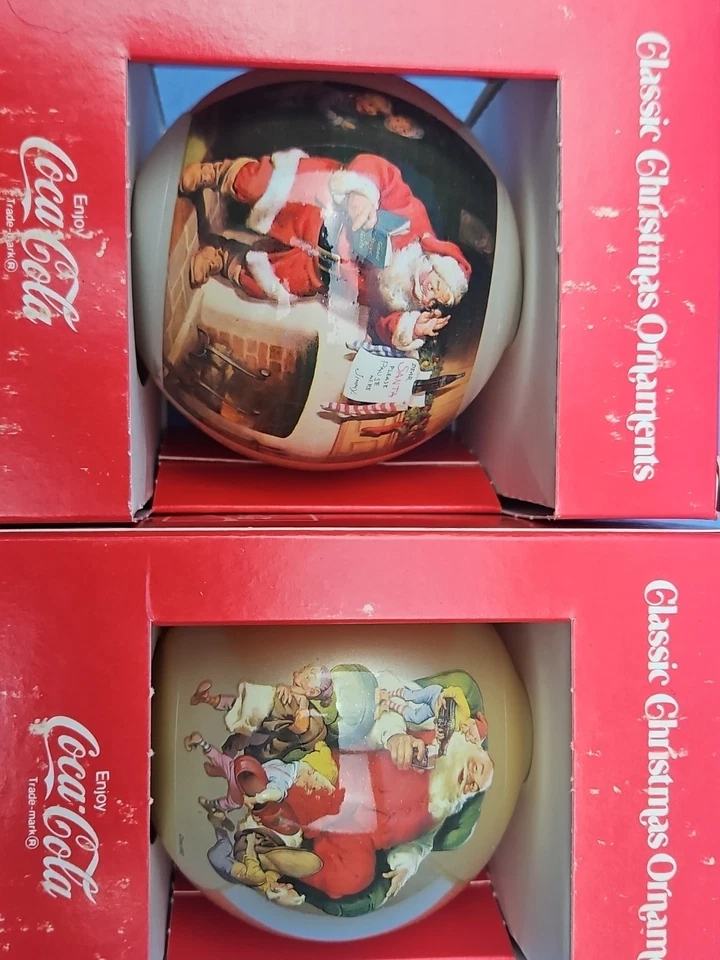 SET OF 4 CLASSIC COCA-COLA BALL SANTA CHRISTMAS ORNAMENTS CORNING GLASS COKE NEW - Image 3 of 4