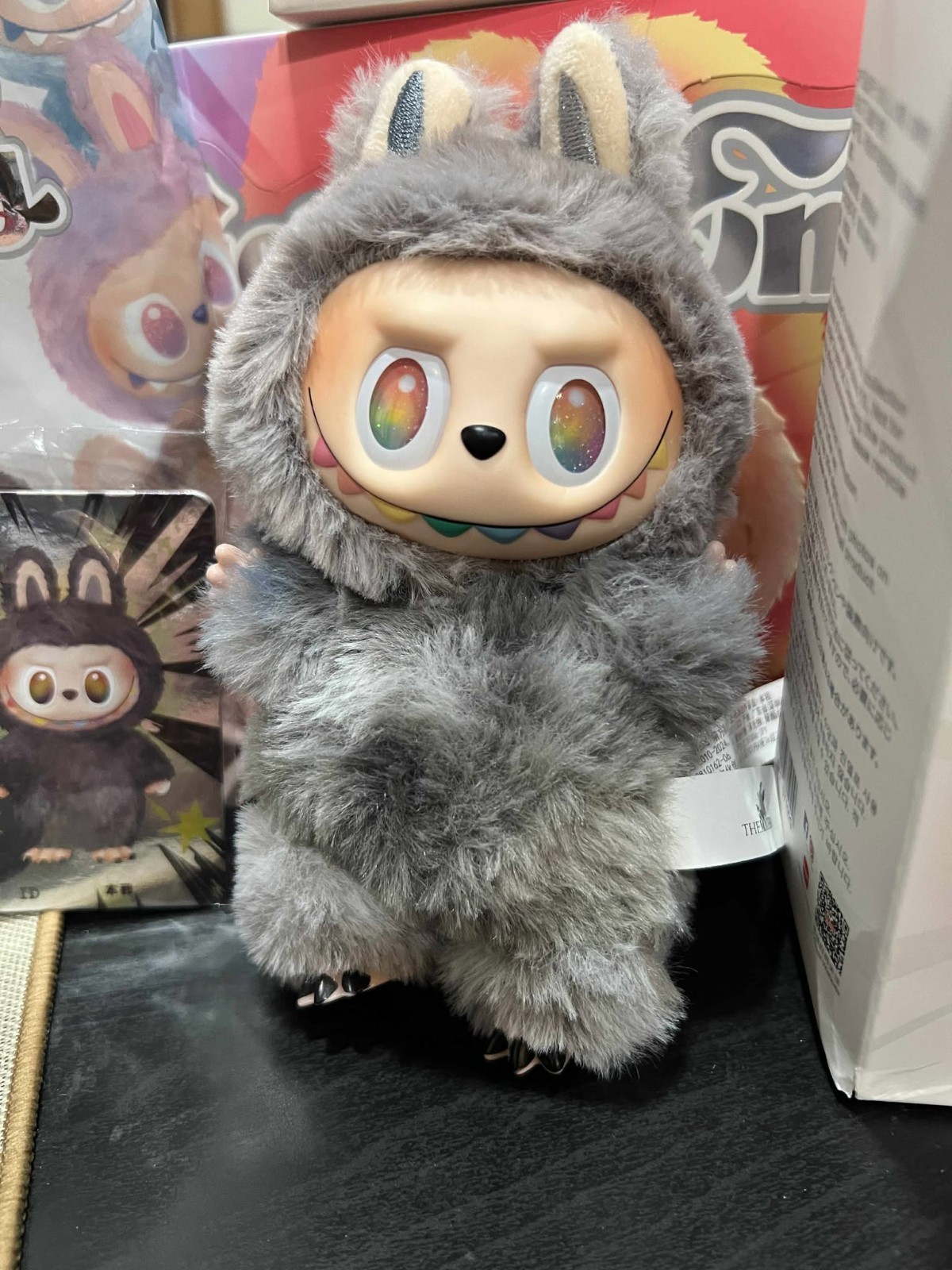 AUTÉNTICA Figura de Vinilo Monstruo POPMART Secreto Labububu Big Into Energy Abierto