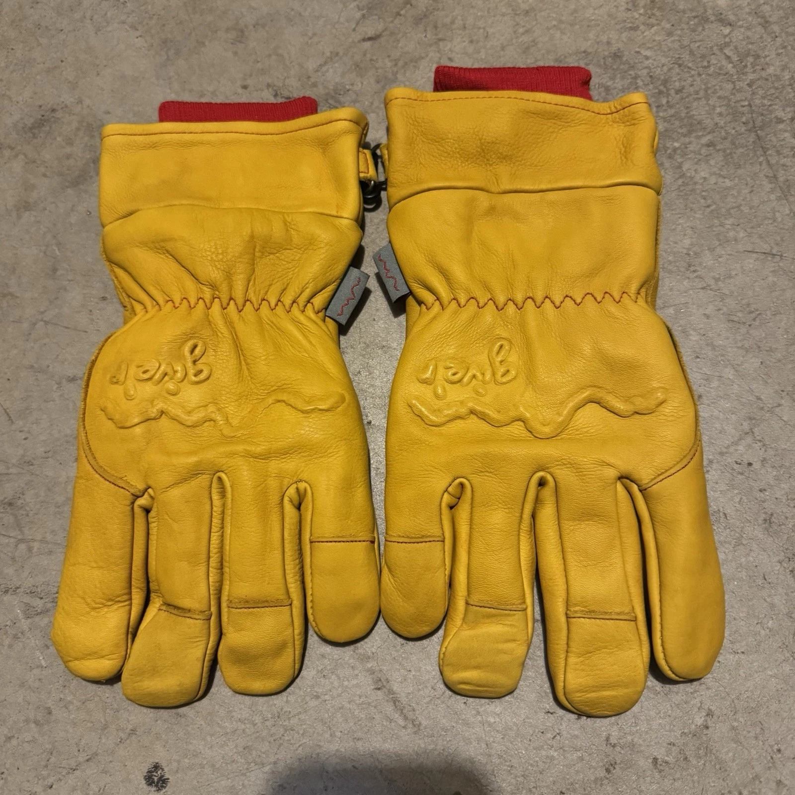 Give'r 4 Season Leather Red Lined Gloves Sz M Hipora Work Weather Proof
Opens in a new window or tab