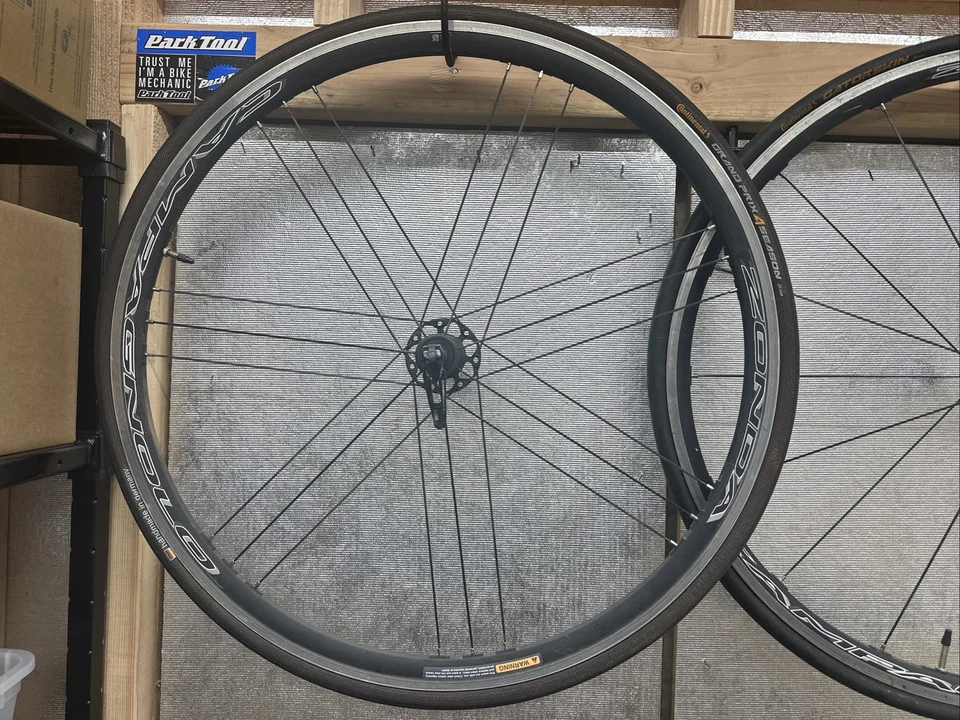 Juego de ruedas de freno de llanta Campagnolo Zonda C17 700c 9 mm QR 11/12 velocidad 130/100 mm Foto 3 de 4