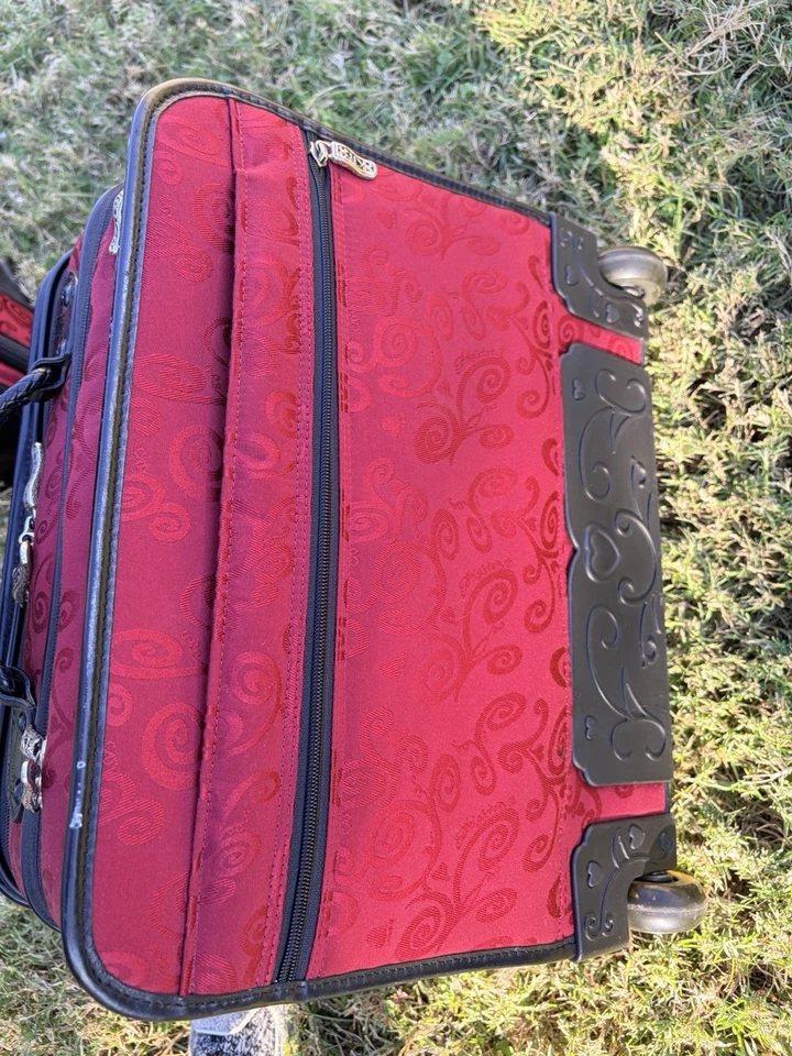 Maleta de equipaje de mano roja Brighton 15” excelente, bolsa de viaje de regalo Rollon Foto 3 de 4