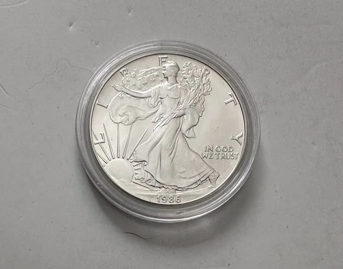 1986 American Eagle Silver Dollar 1 oz , .999 Purity, BU, First Year Issue
