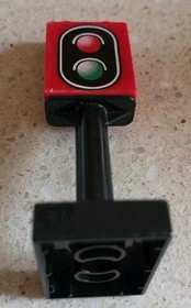 LEGO DUPLO - RED TRAFFIC LIGHT BLACK BASE - DELUXE TRAIN - 10508 - VINTAGE - USED
