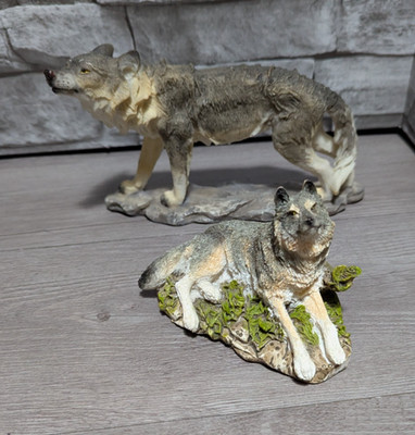 Vintage Wolf Figurine Lot Wildlife Animal Statues Art Decor Wolves