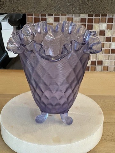 Vintage Fenton Optic Diamond Wisteria 3 Footed Ruffled Vase 7”