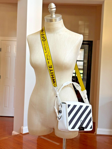 OFF-WHITE BINDER CLIP BAG MINI DIAG STRIPE WHITE BLACK YELLOW