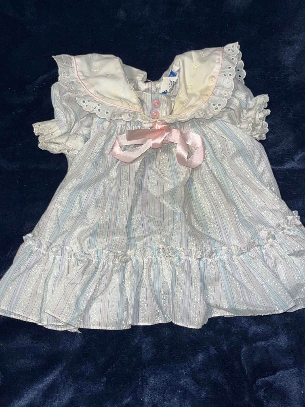 Picture 1 of 4