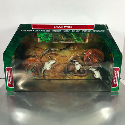 Hasbro Star Wars Galactic Heroes ENDOR ATTACK w/Wicket Ewok