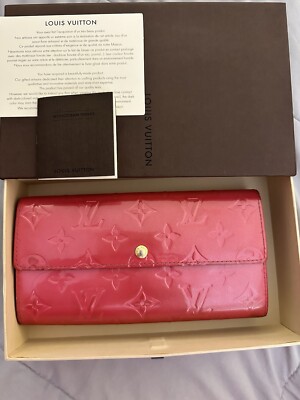 Preowned Auth Louis Vuitton Sarah Monogram Vernis Wallet with Box