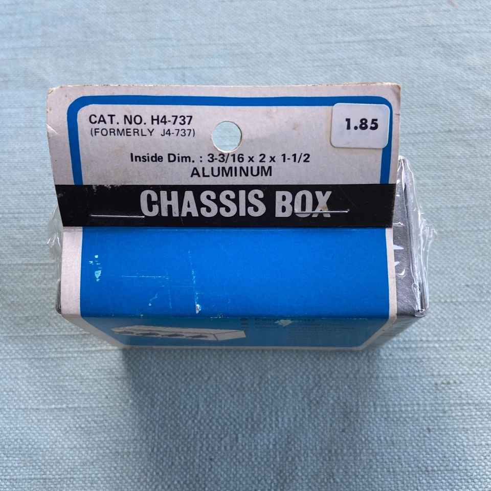 Caja Chasis Calectro Aluminio H4-737 2 Piezas Bloqueo a Presión GC Electronics De ColecciónNUEVA Foto 2 de 4